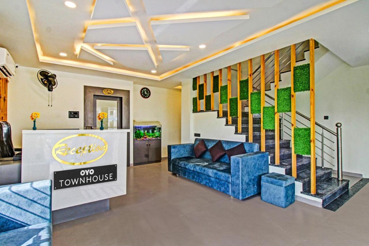 Hotel Townhouse Md Star Nagpur Esterno foto